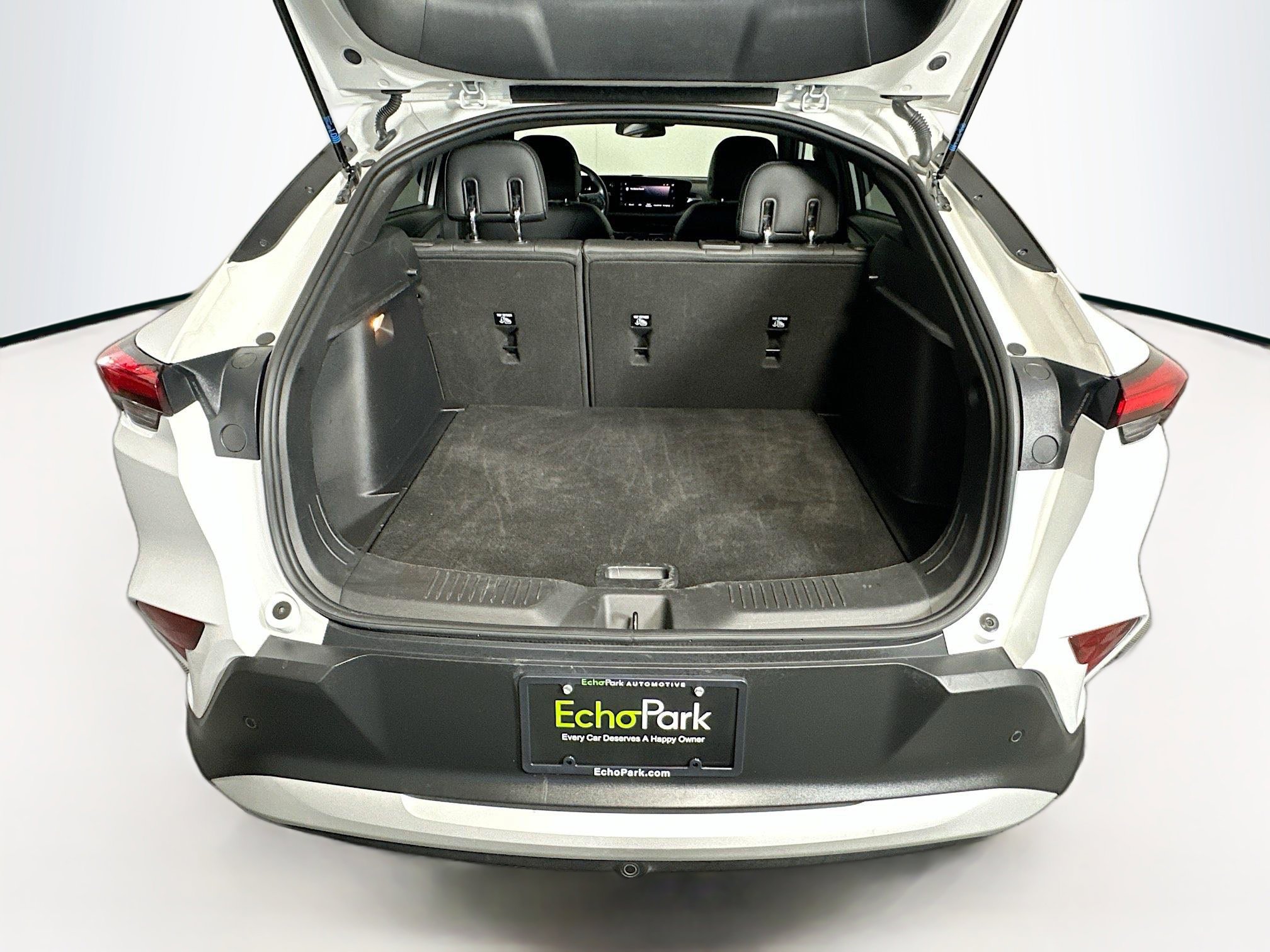 Used 2025 Buick Envista Preferred FWD image 26