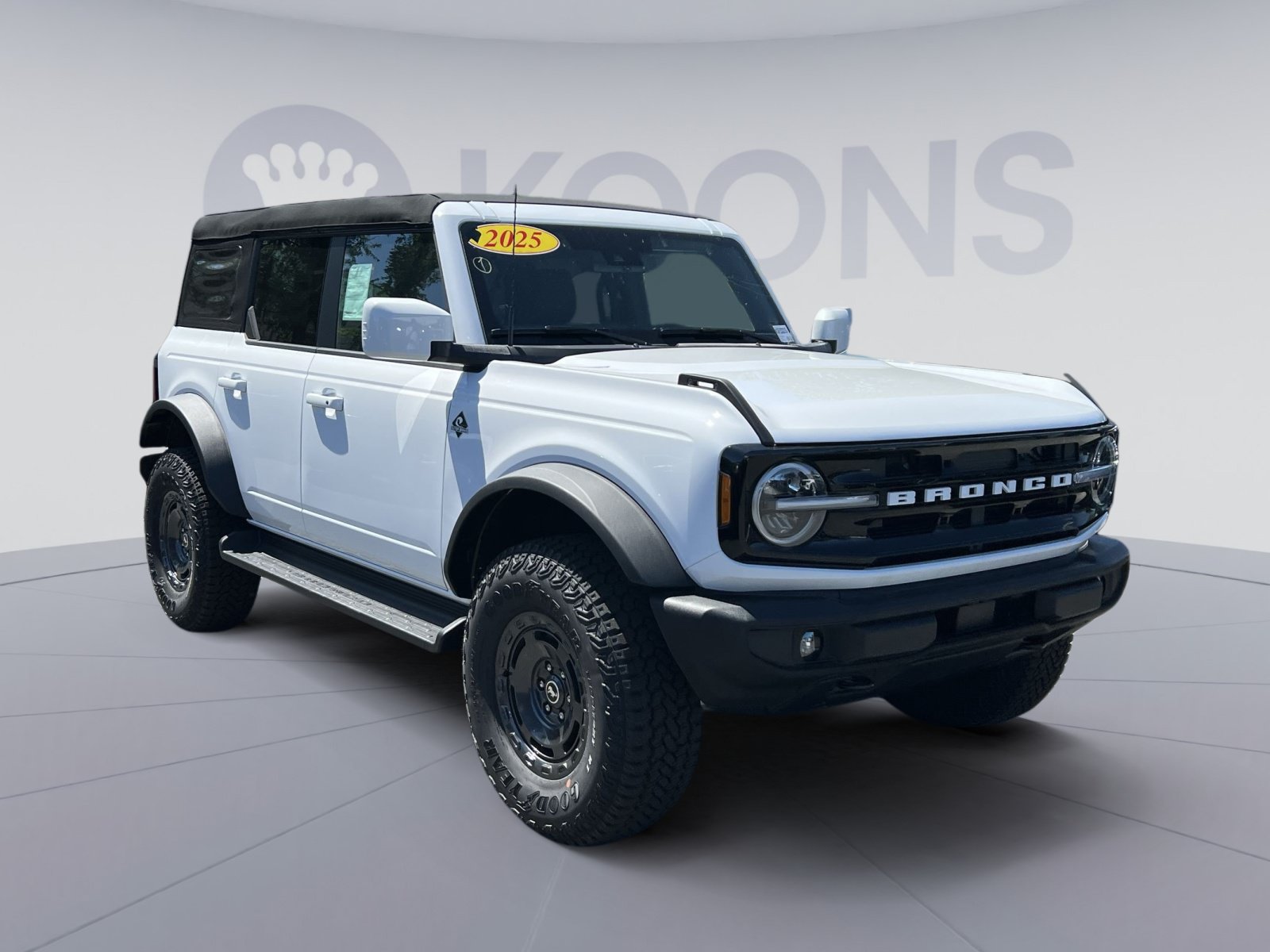 New 2025 Ford Bronco Outer Banks w/ Sasquatch Package AWD/4WD image 18