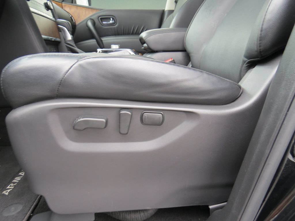 Used 2023 Nissan Armada SL w/ Captain's Chairs Package RWD image 21