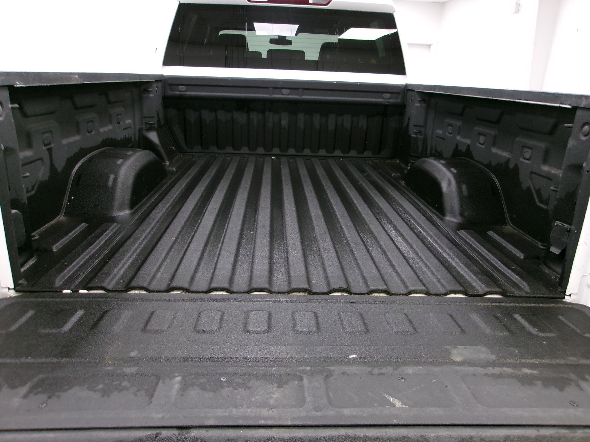 Used 2023 Chevrolet Silverado 2500 Custom w/ Custom Convenience Package image 10