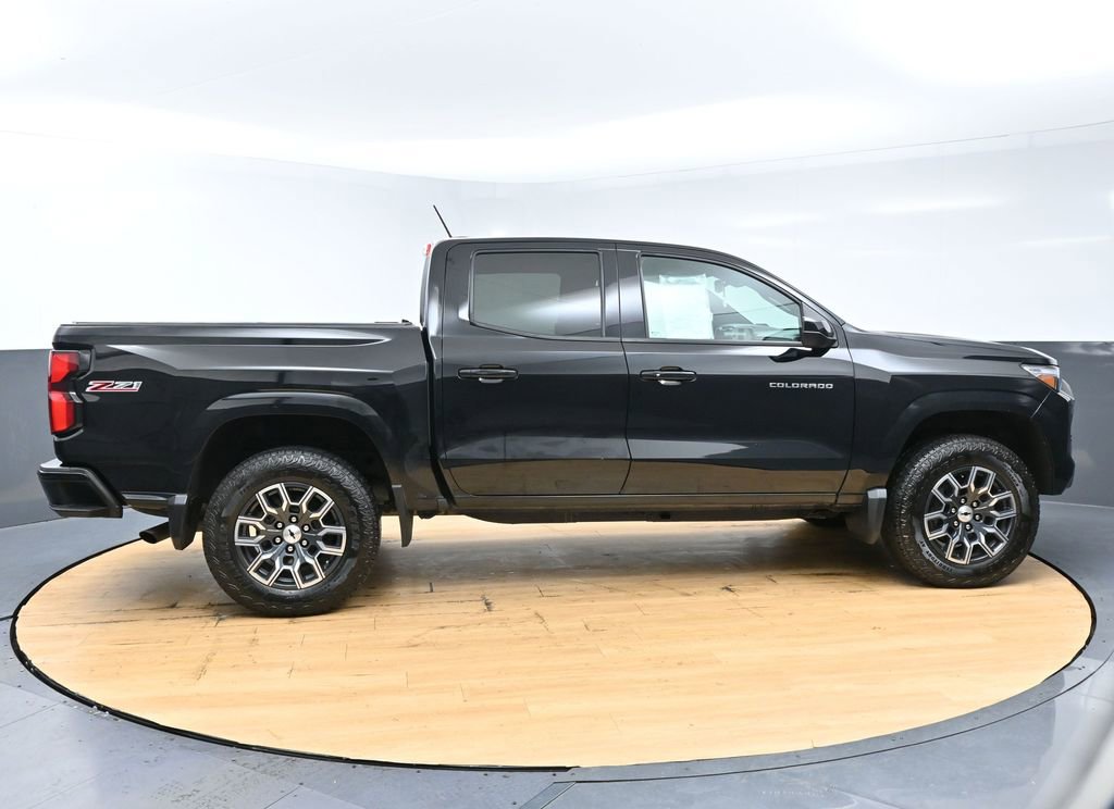 Used 2023 Chevrolet Colorado Z71 w/ Z71 Convenience Package 2 AWD/4WD image 8