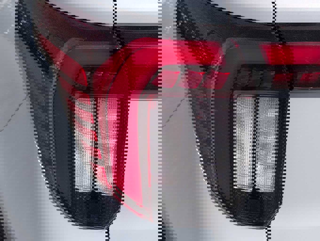 New 2026 Ford Explorer Active image 16