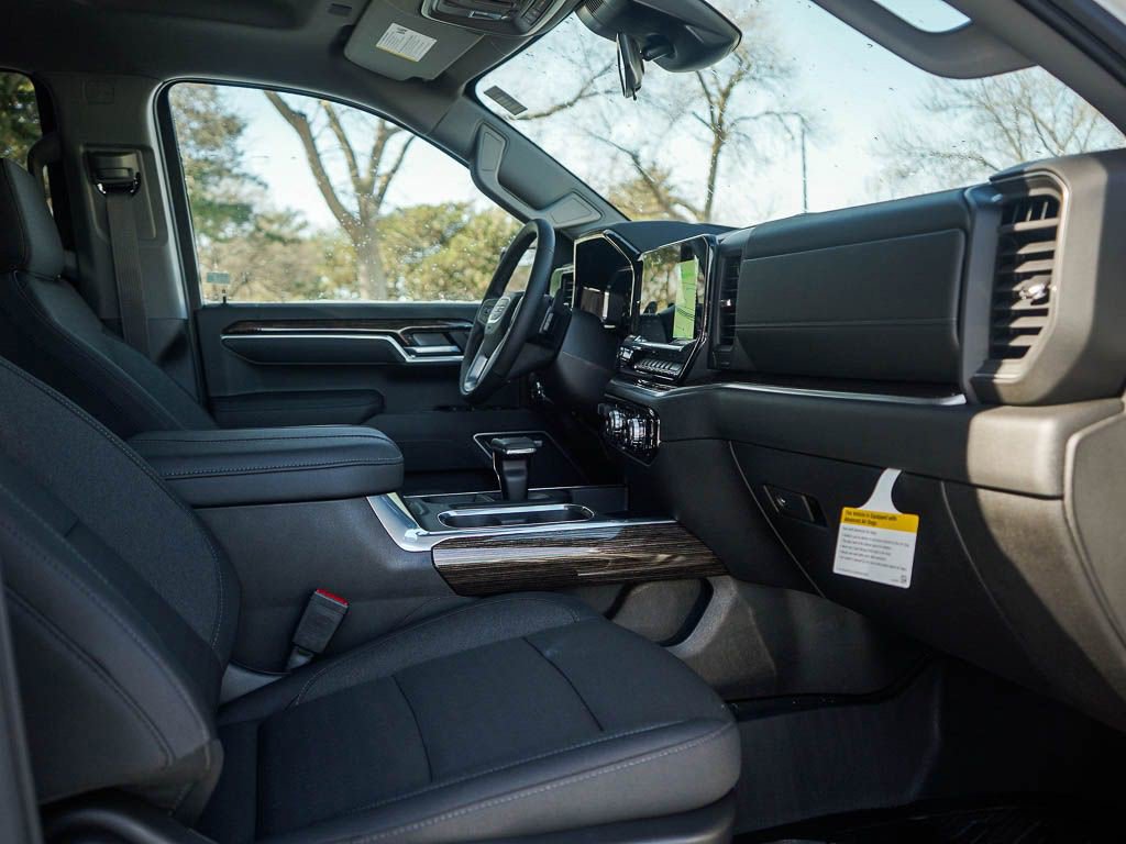 New 2026 GMC Sierra 1500 Elevation image 9