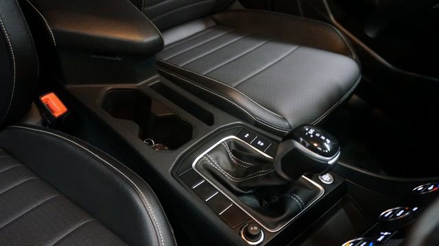 Certified 2023 Volkswagen Jetta SE image 51