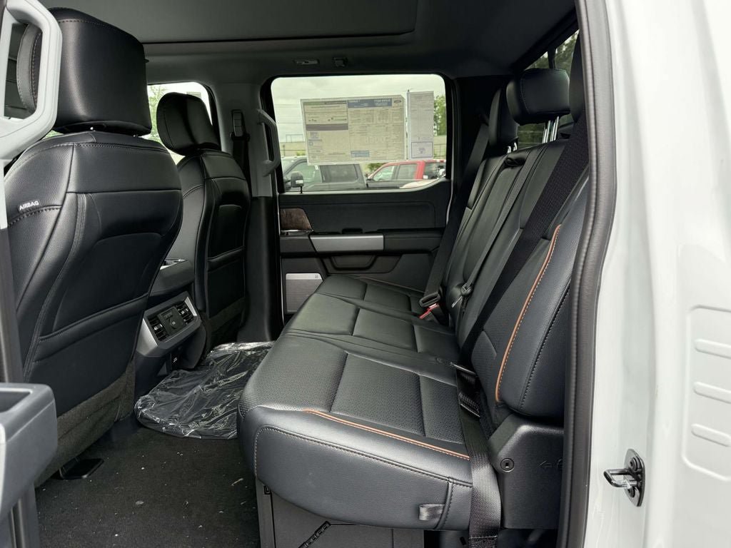 New 2026 Ford F250 Lariat w/ Black Appearance Package AWD/4WD image 12