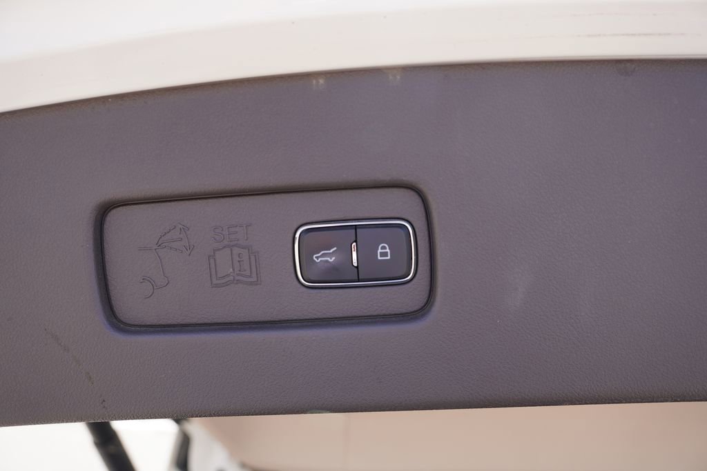 Used 2020 Lincoln Aviator Reserve w/ Equipment Group 202A image 26