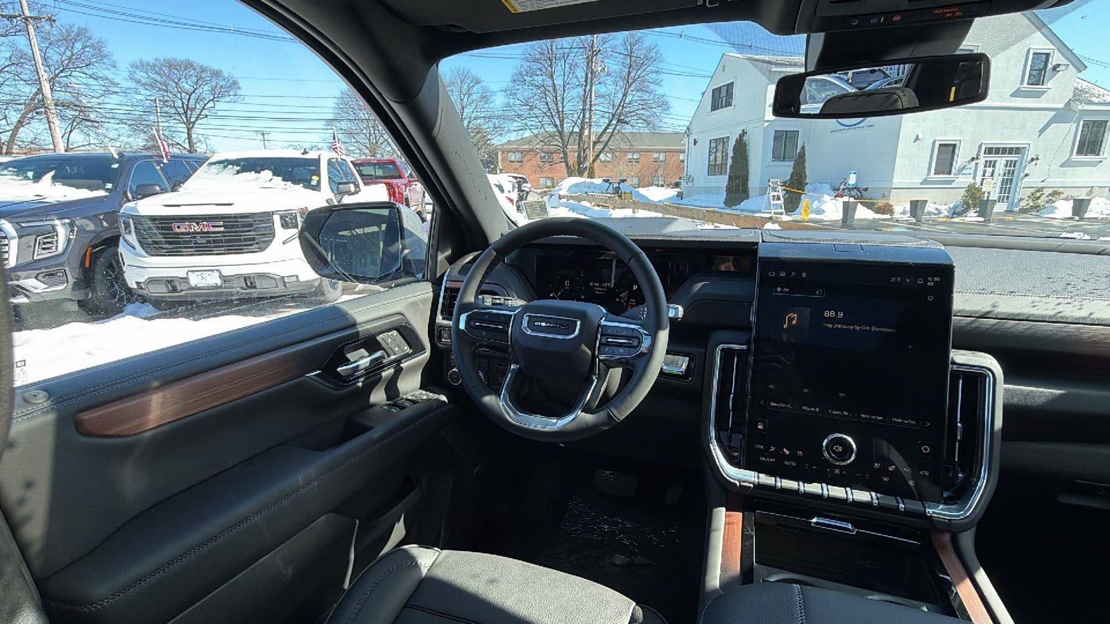 New 2025 GMC Yukon XL Denali w/ Sun & Power Step Package image 30