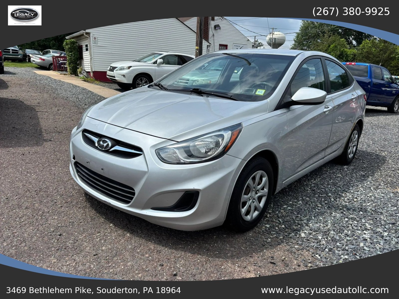 Used 2012 Hyundai Accent GLS FWD image 2