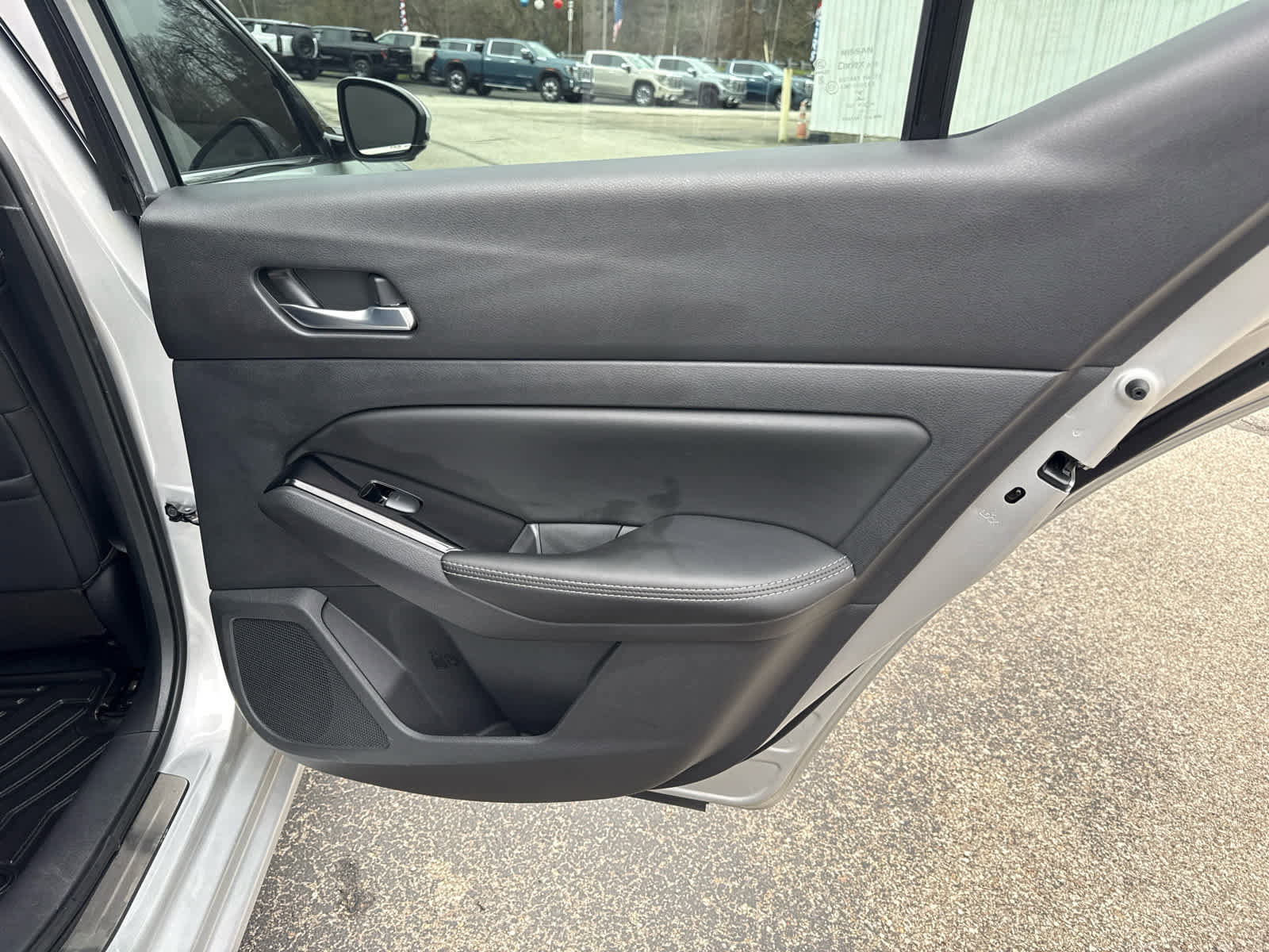 Used 2020 Nissan Altima 2.5 Platinum image 25