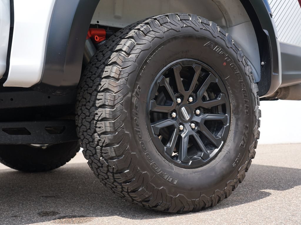 Used 2025 Ford F150 Raptor AWD/4WD image 37
