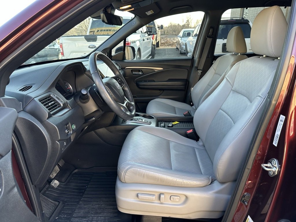 Used 2019 Honda Passport EX-L image 12