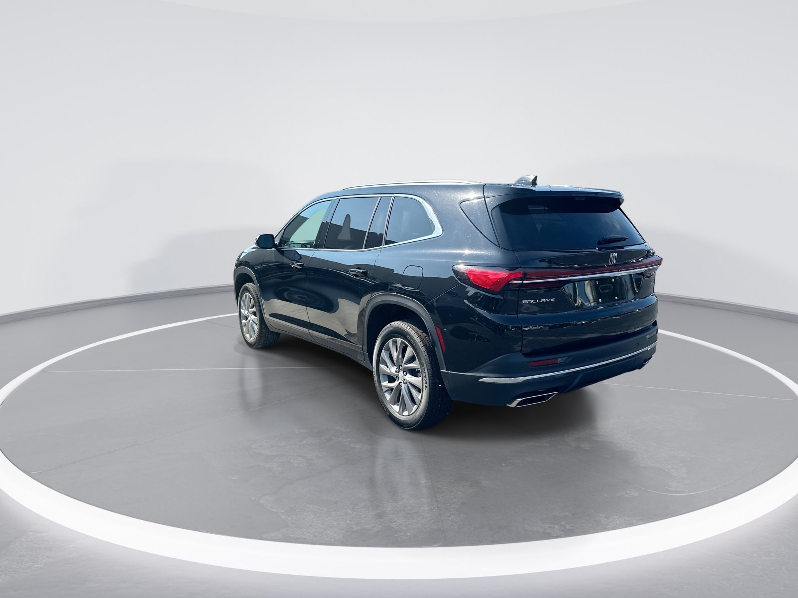 Used 2026 Buick Enclave Preferred w/ Power Package FWD image 7