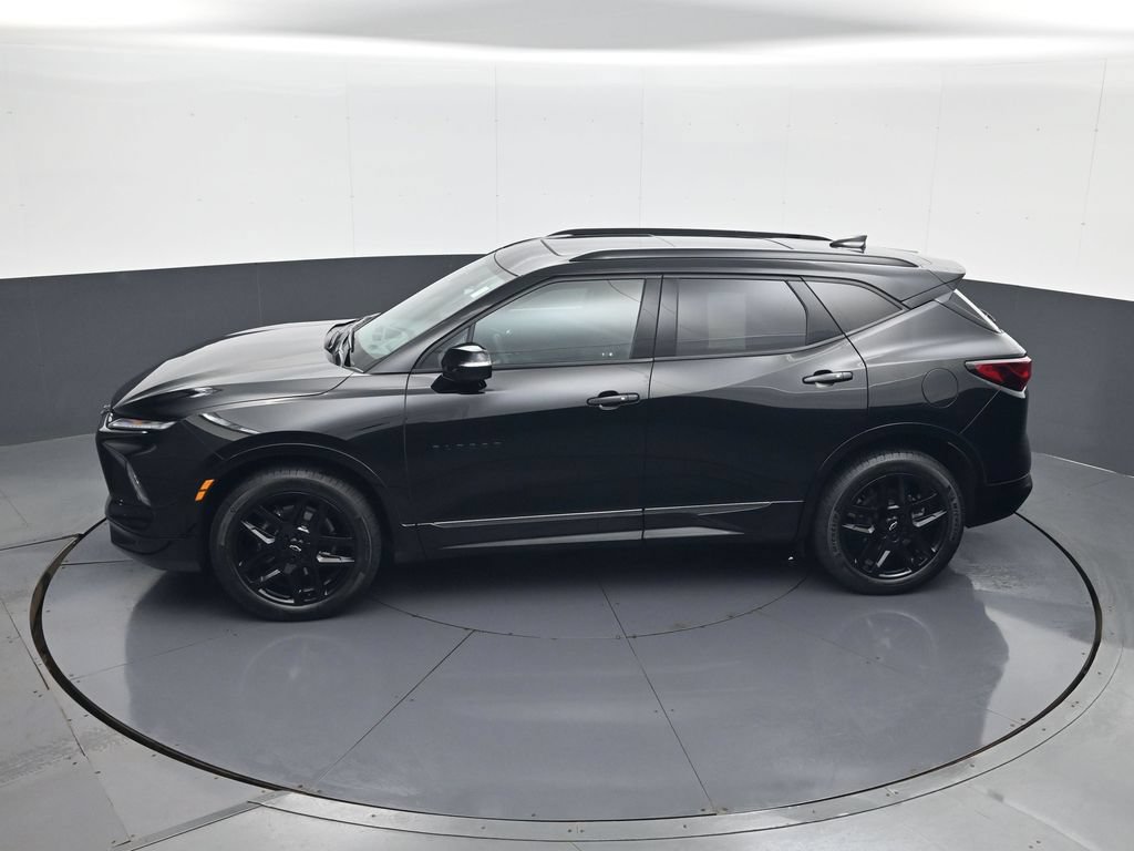 Used 2025 Chevrolet Blazer RS w/ Driver Confidence II Package AWD/4WD image 20