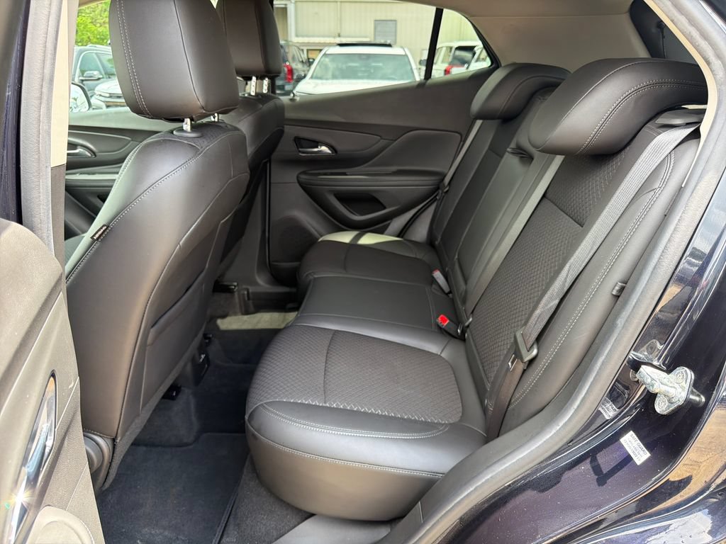 Certified 2022 Buick Encore Preferred w/ Safety Package FWD image 25