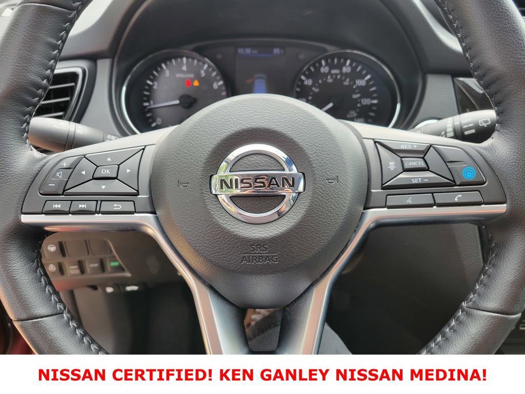 Certified 2022 Nissan Rogue Sport SV w/ Technology Package AWD/4WD image 30