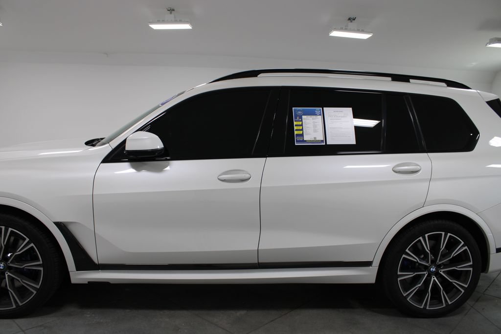 Used 2021 BMW X7 M50i w/ Executive Package AWD/4WD image 6