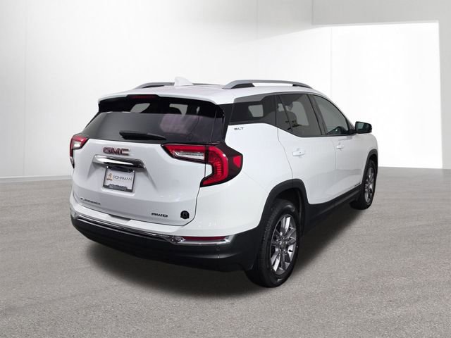 Used 2022 GMC Terrain SLT w/ Tech Package AWD/4WD image 14