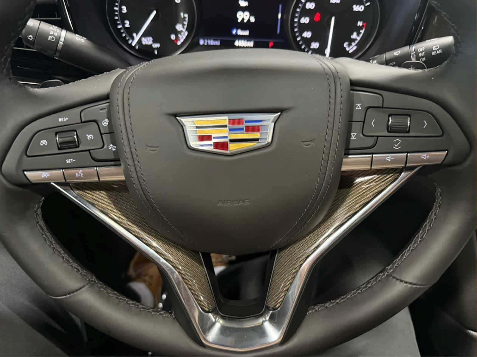 Used 2024 Cadillac XT6 Premium Luxury w/ Platinum Package AWD/4WD image 19