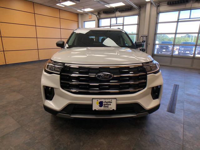 New 2026 Ford Explorer Active w/ Active Comfort Package AWD/4WD image 2