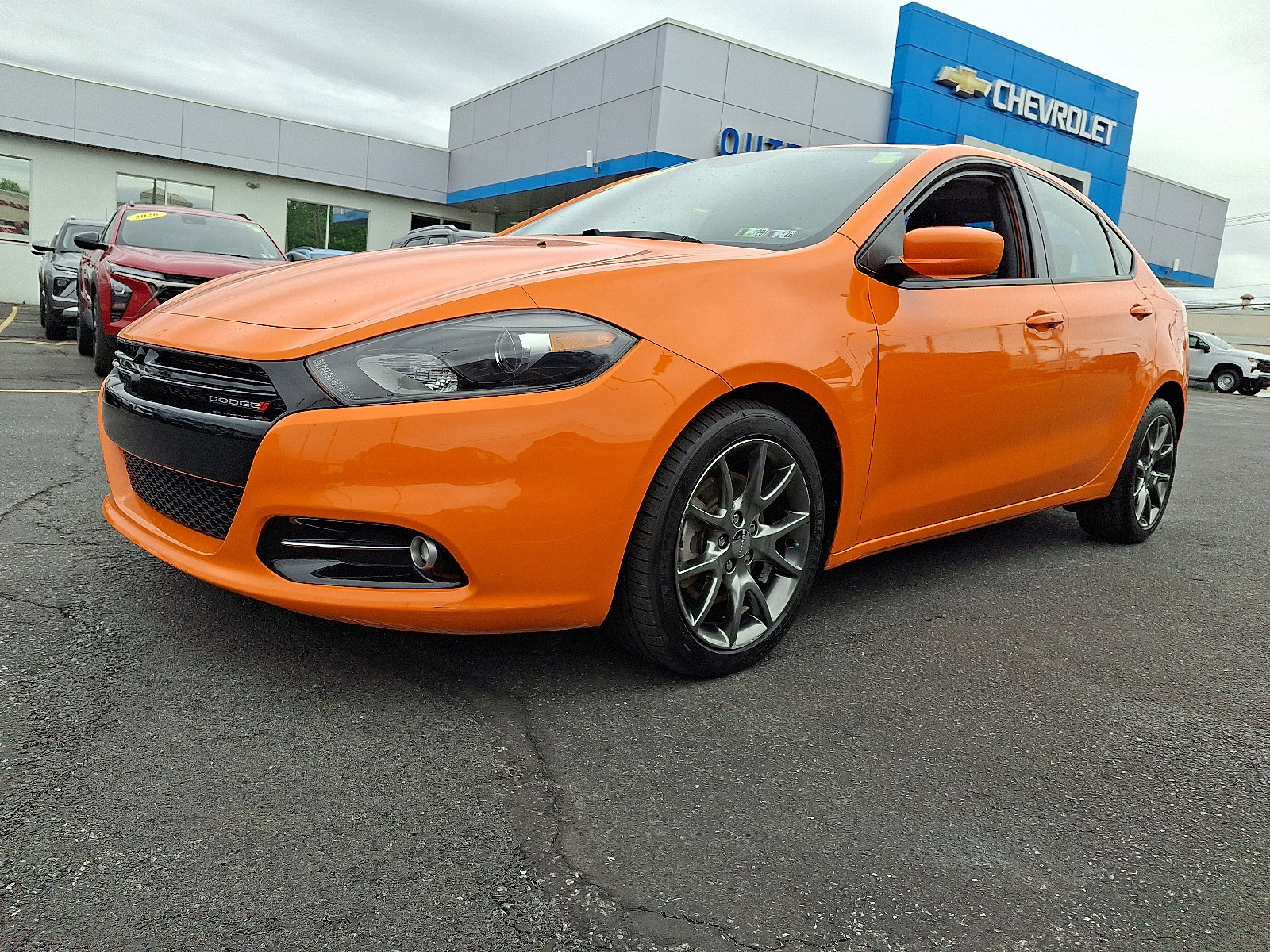 Used 2013 Dodge Dart SXT FWD image 1