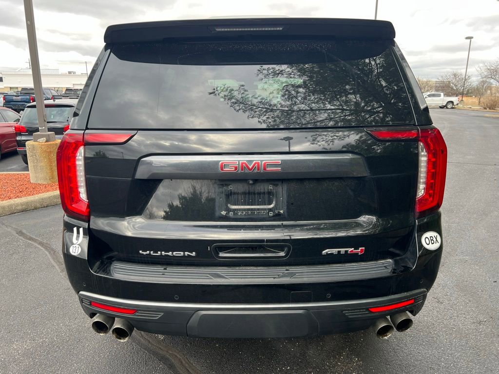 Used 2022 GMC Yukon AT4 w/ Technology Package image 4