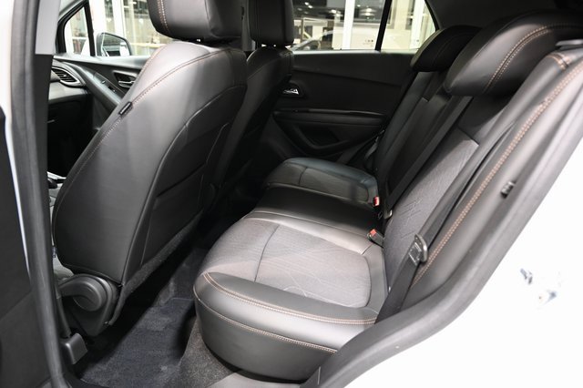 Used 2022 Chevrolet Trax LT w/ Driver Confidence Package image 11