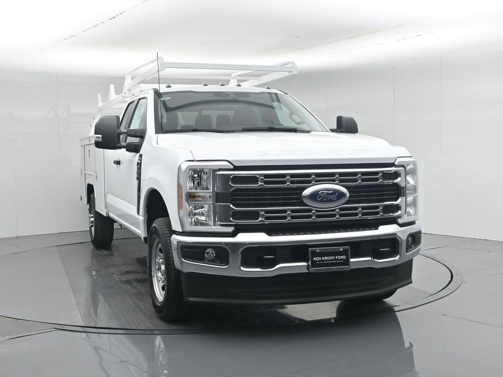New 2026 Ford F350 XL w/ XL Chrome Package AWD/4WD image 64
