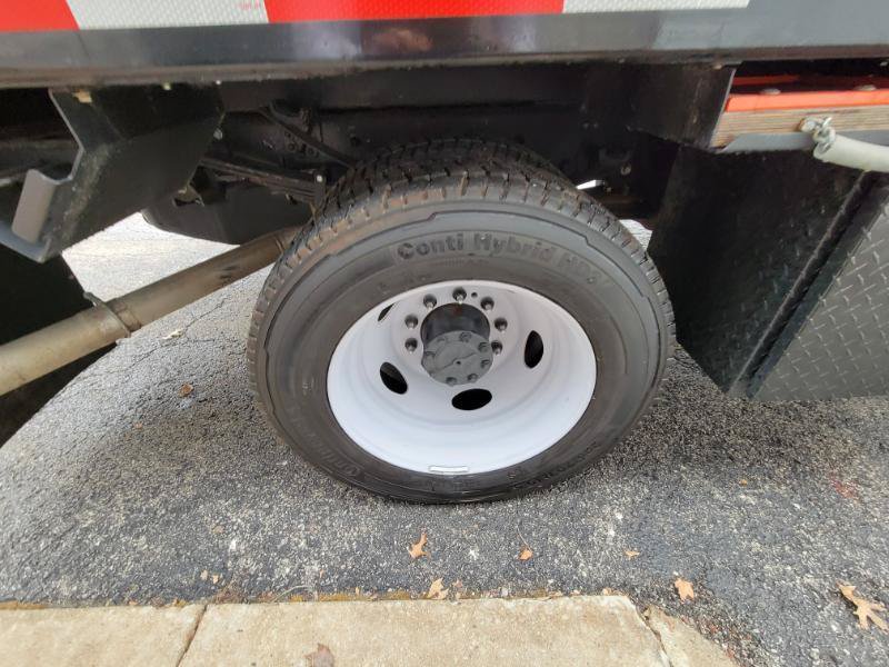 Used 2022 Ford F550 4x4 Regular Cab Super Duty image 29