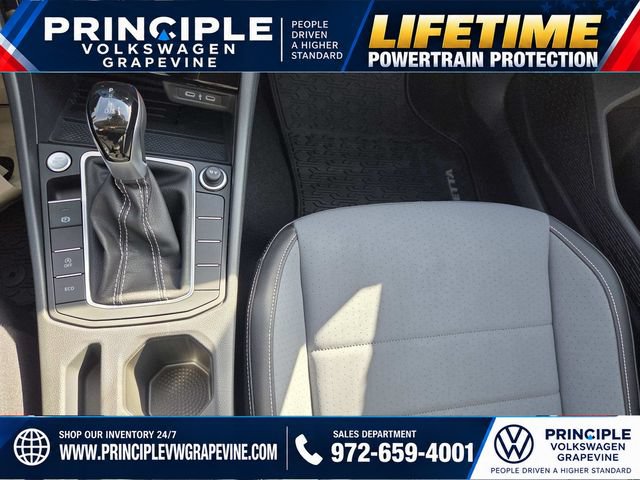 New 2026 Volkswagen Jetta SE FWD image 18