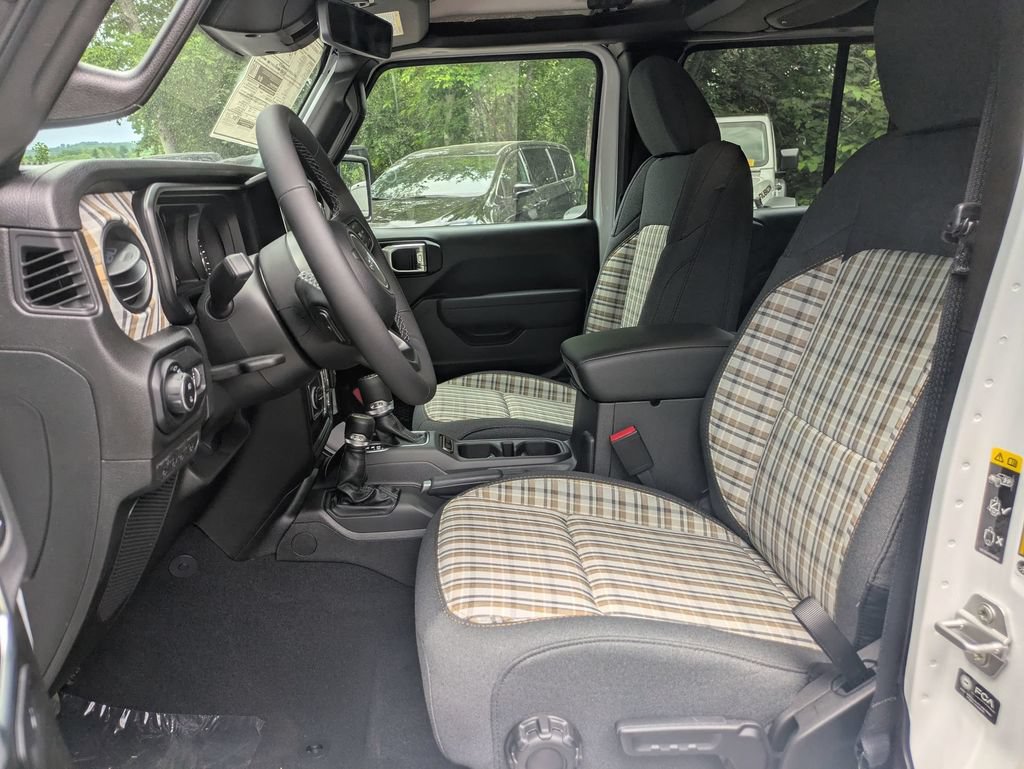 New 2026 Jeep Gladiator Sport AWD/4WD image 11