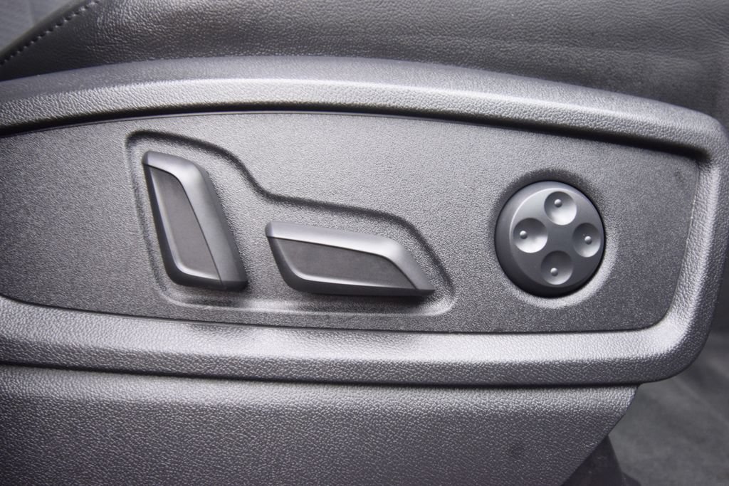 Used 2022 Audi SQ5 Premium Plus AWD/4WD image 28