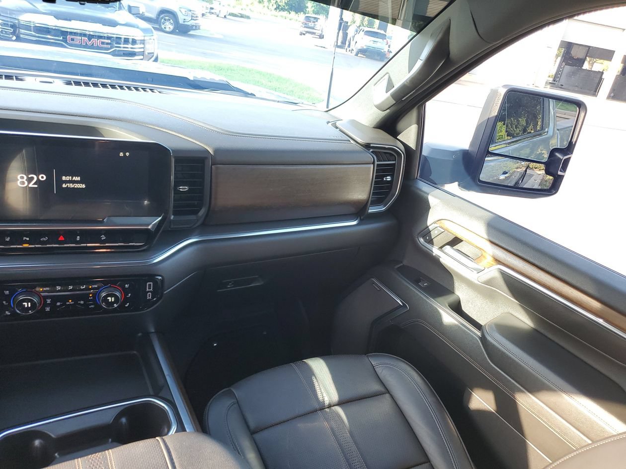 Used 2024 Chevrolet Silverado 2500 High Country w/ Technology Package AWD/4WD image 15
