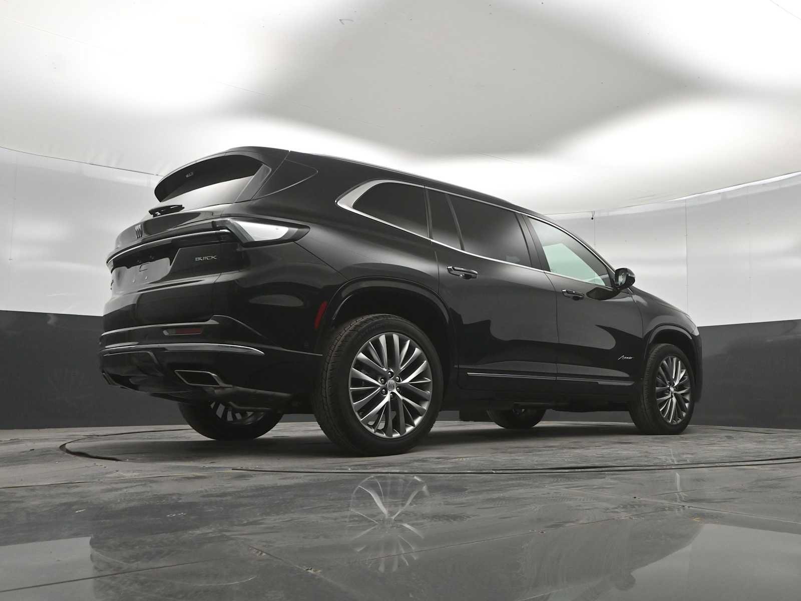 New 2026 Buick Enclave Avenir w/ Super Cruise Package AWD/4WD image 38