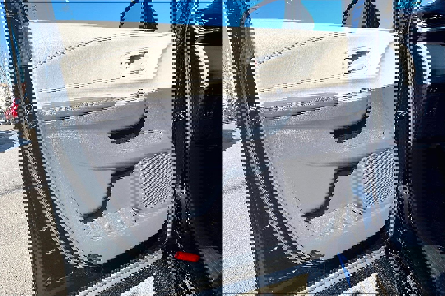 Used 2024 Toyota Sienna LE image 21