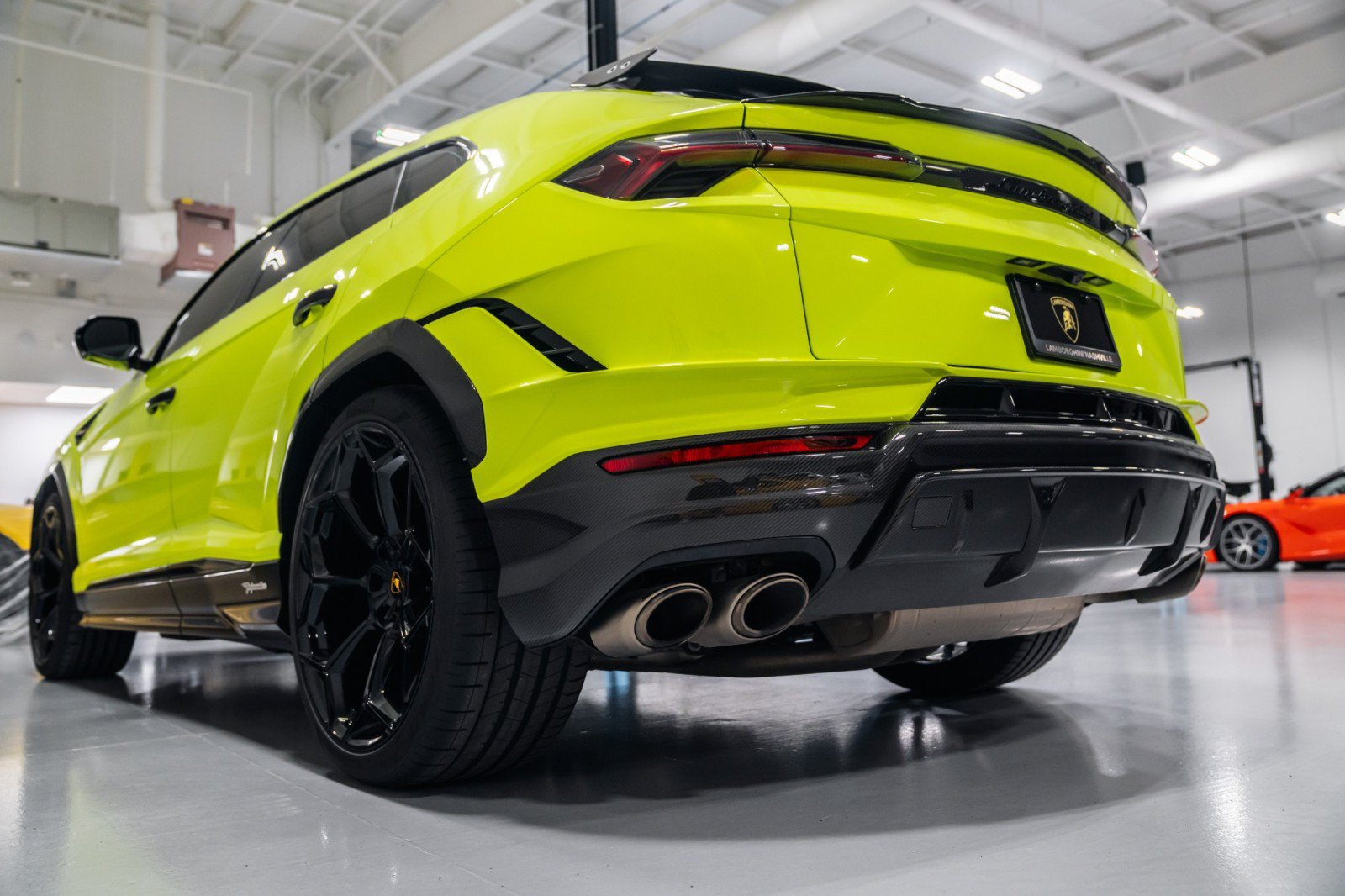 Used 2024 Lamborghini Urus Performante AWD/4WD image 37