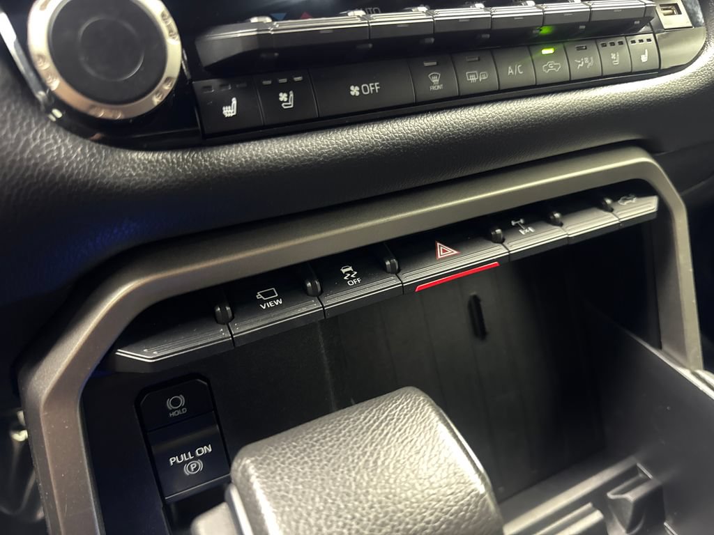 Used 2025 Toyota Tundra Limited w/ TRD Off-Road Package AWD/4WD image 70