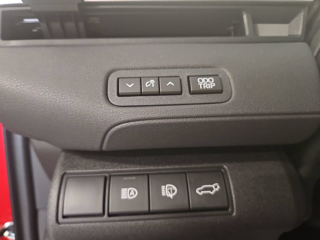 New 2026 Subaru Solterra AWD/4WD image 27