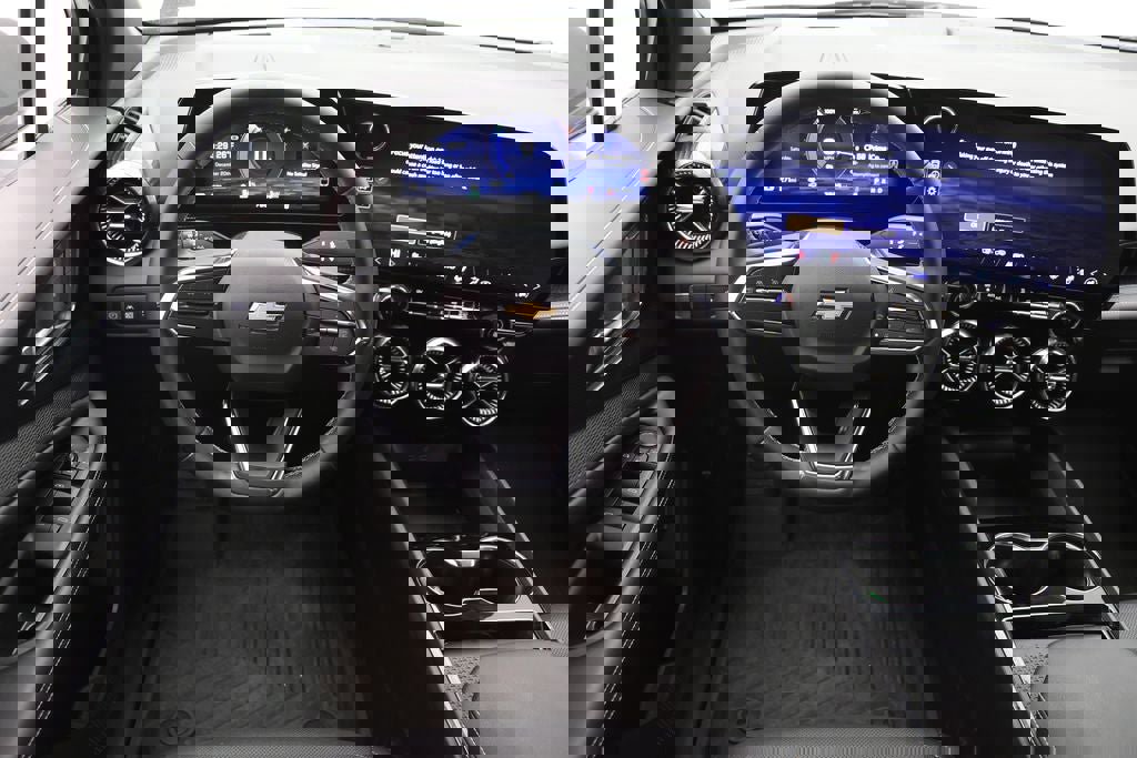 Used 2024 Chevrolet Blazer EV LT image 13