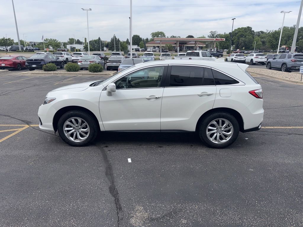 Used 2018 Acura RDX AWD w/ Technology Package image 3