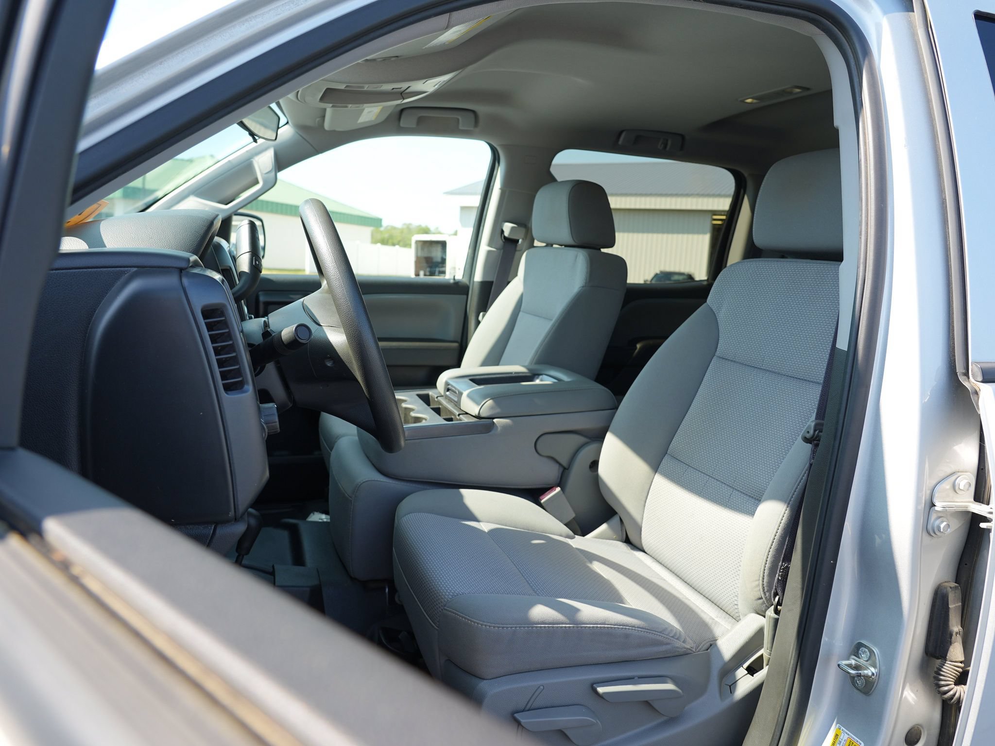 Used 2017 Chevrolet Silverado 1500 W/T w/ Trailering Package AWD/4WD image 12