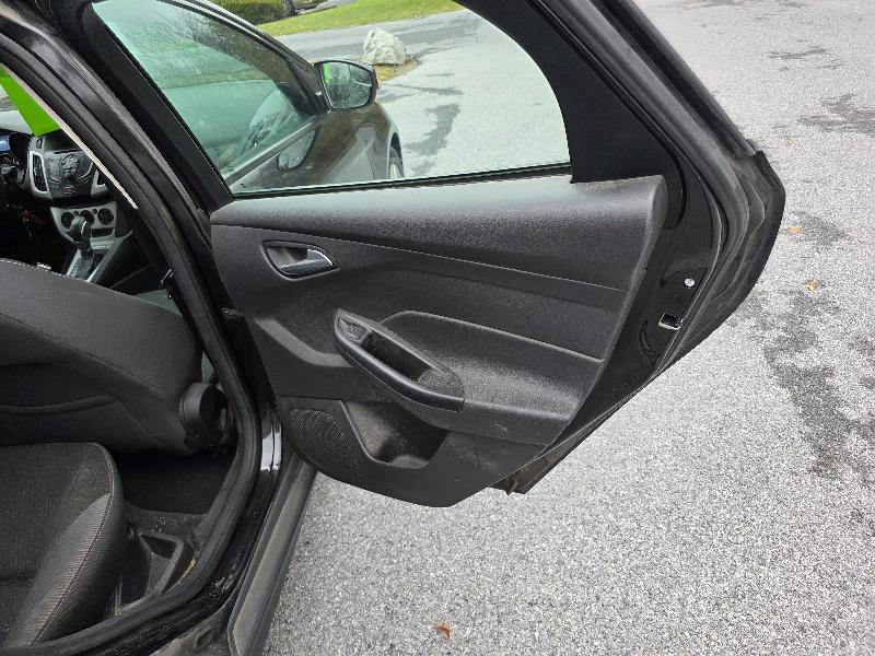 Used 2014 Ford Focus SE image 16