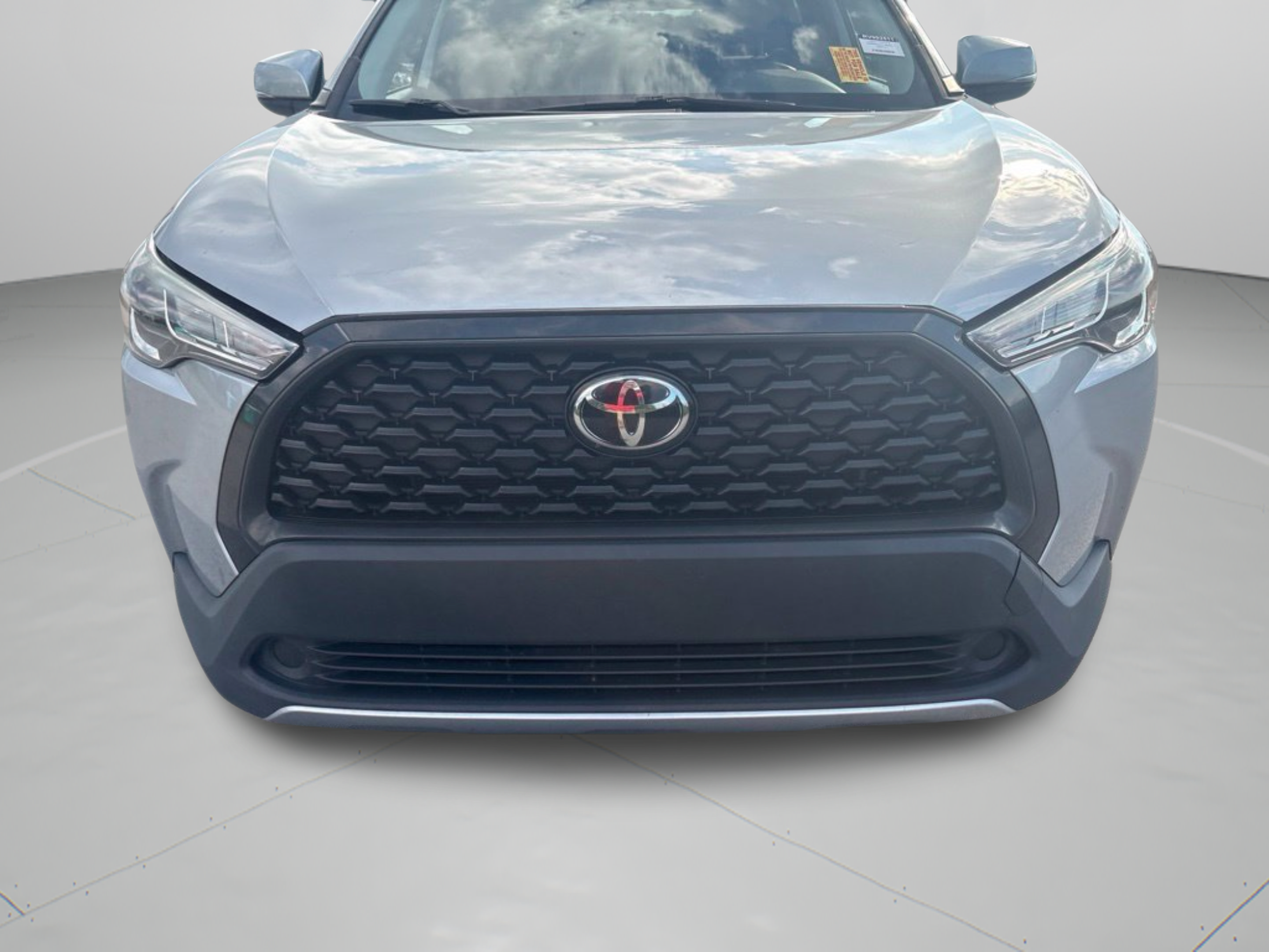 Used 2024 Toyota Corolla Cross LE FWD image 26