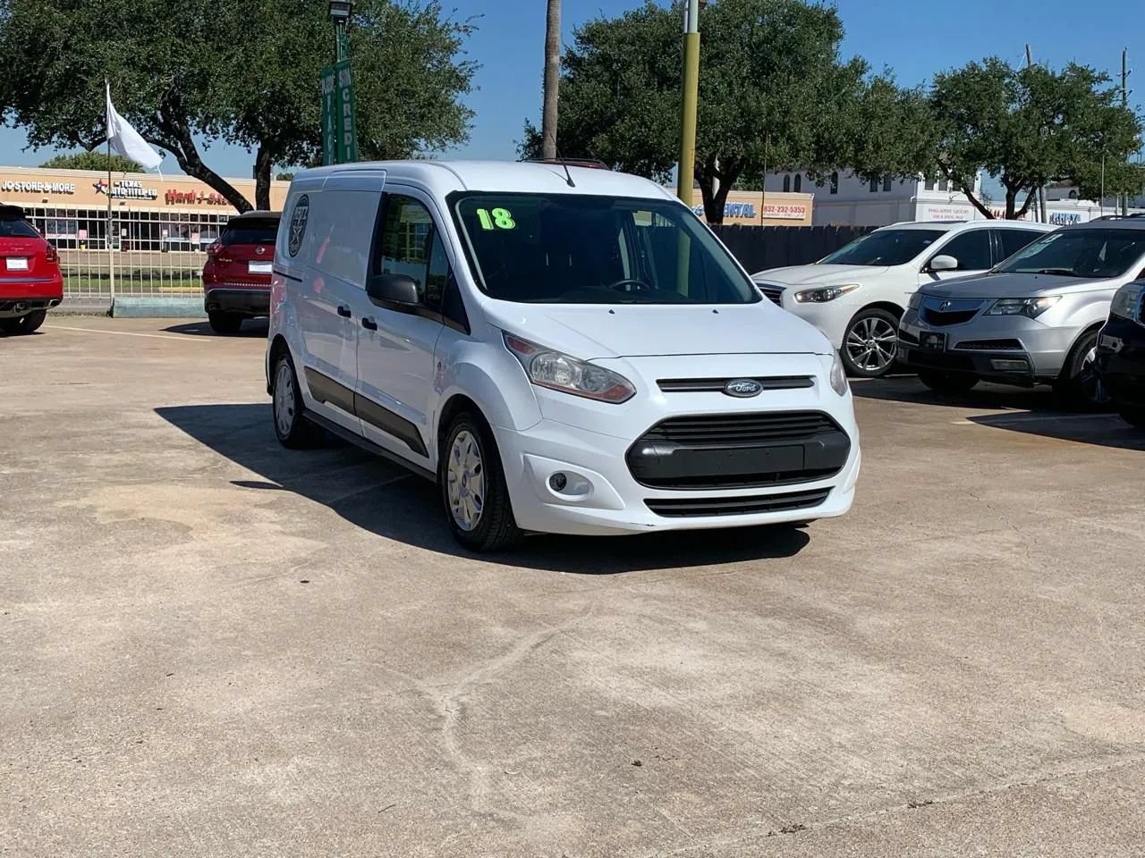 Used 2018 Ford Transit Connect XLT FWD image 3