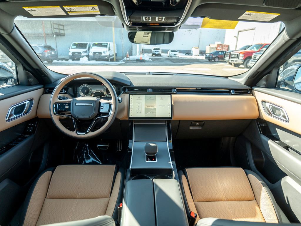 New 2025 Land Rover Range Rover Velar Dynamic HSE image 17