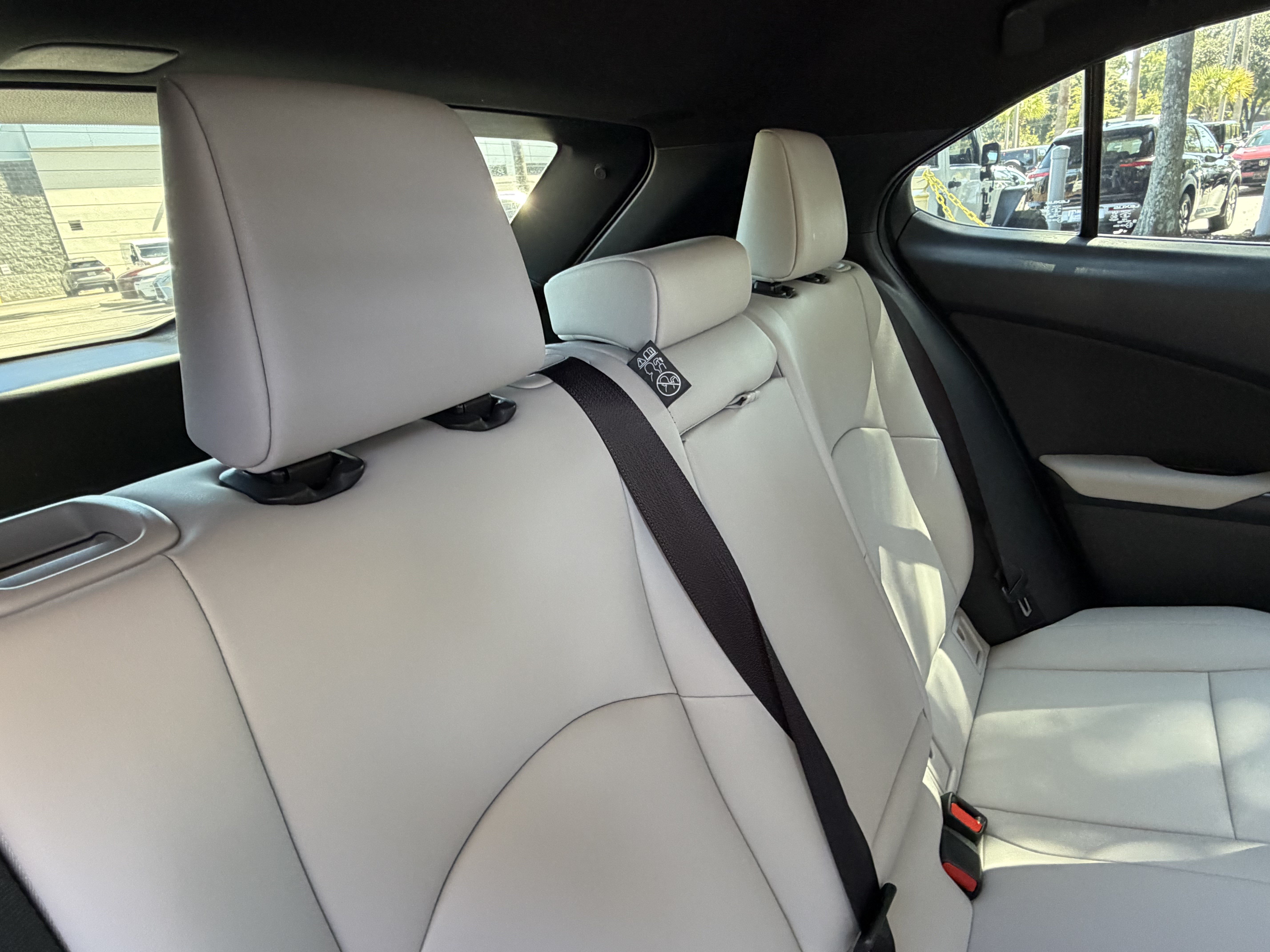 Certified 2025 Lexus UX 300h FWD w/ Accessory Package (Z1) image 38