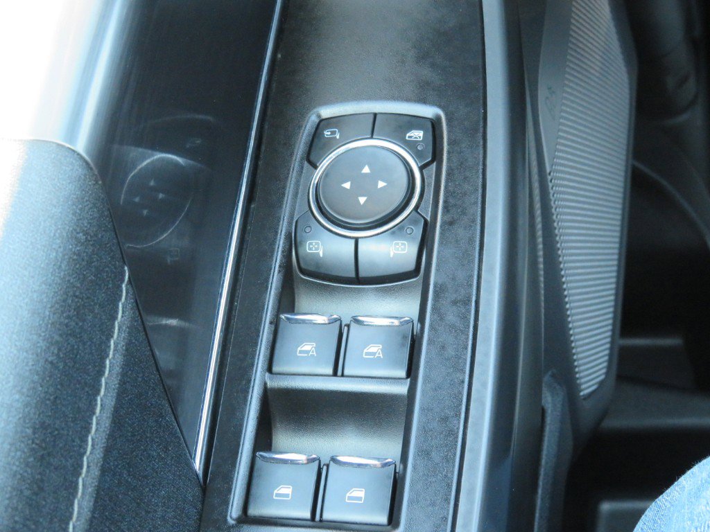Used 2024 Ford F150 Lariat AWD/4WD image 19