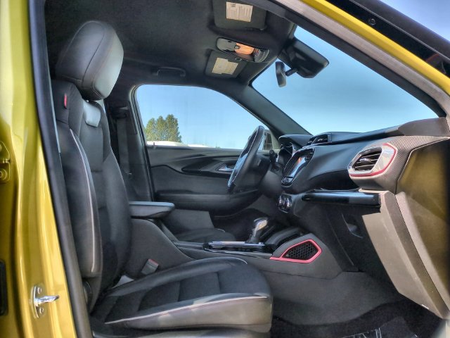 Used 2023 Chevrolet TrailBlazer RS w/ Convenience Package AWD/4WD image 33