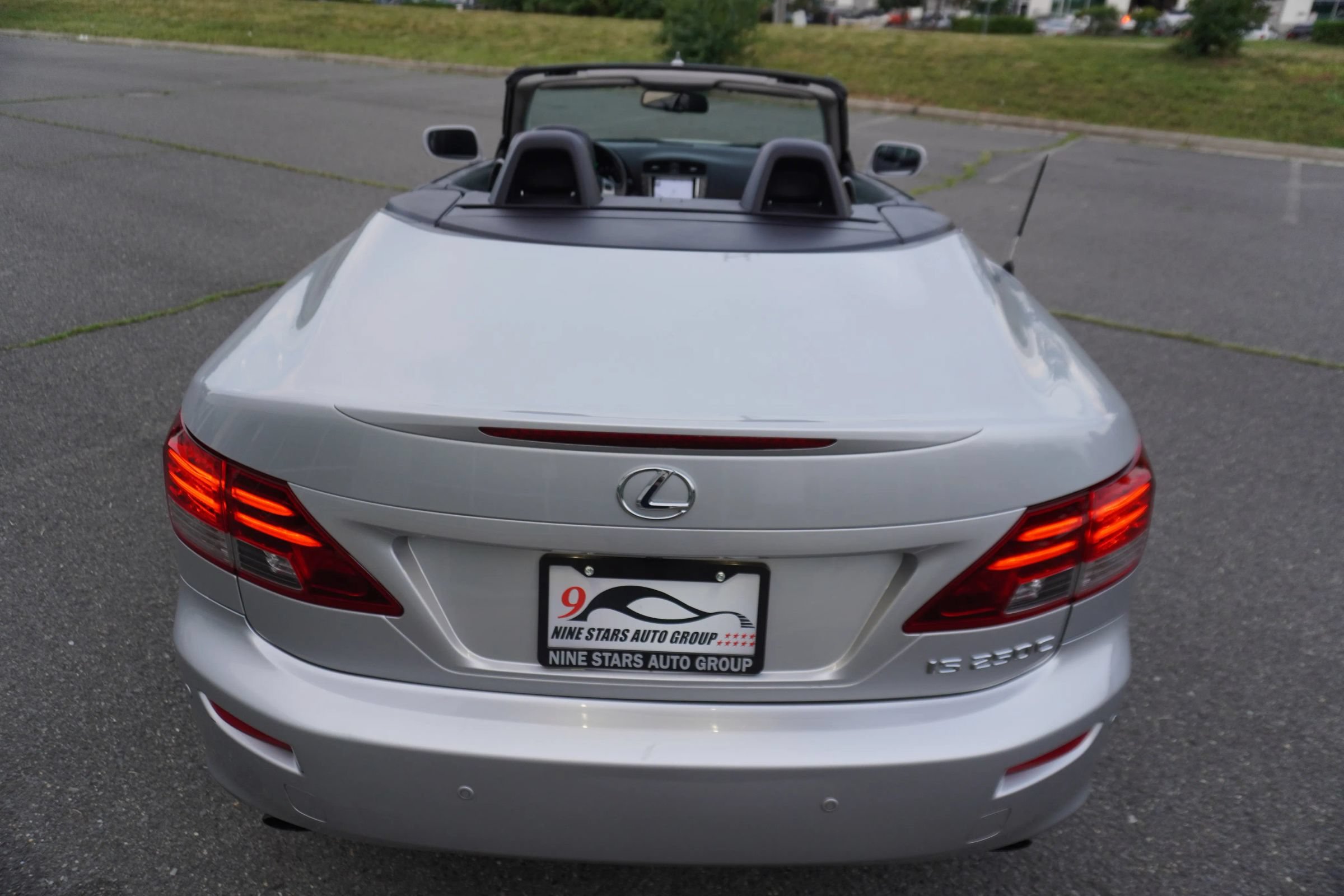 Used 2011 Lexus IS 250C RWD image 24