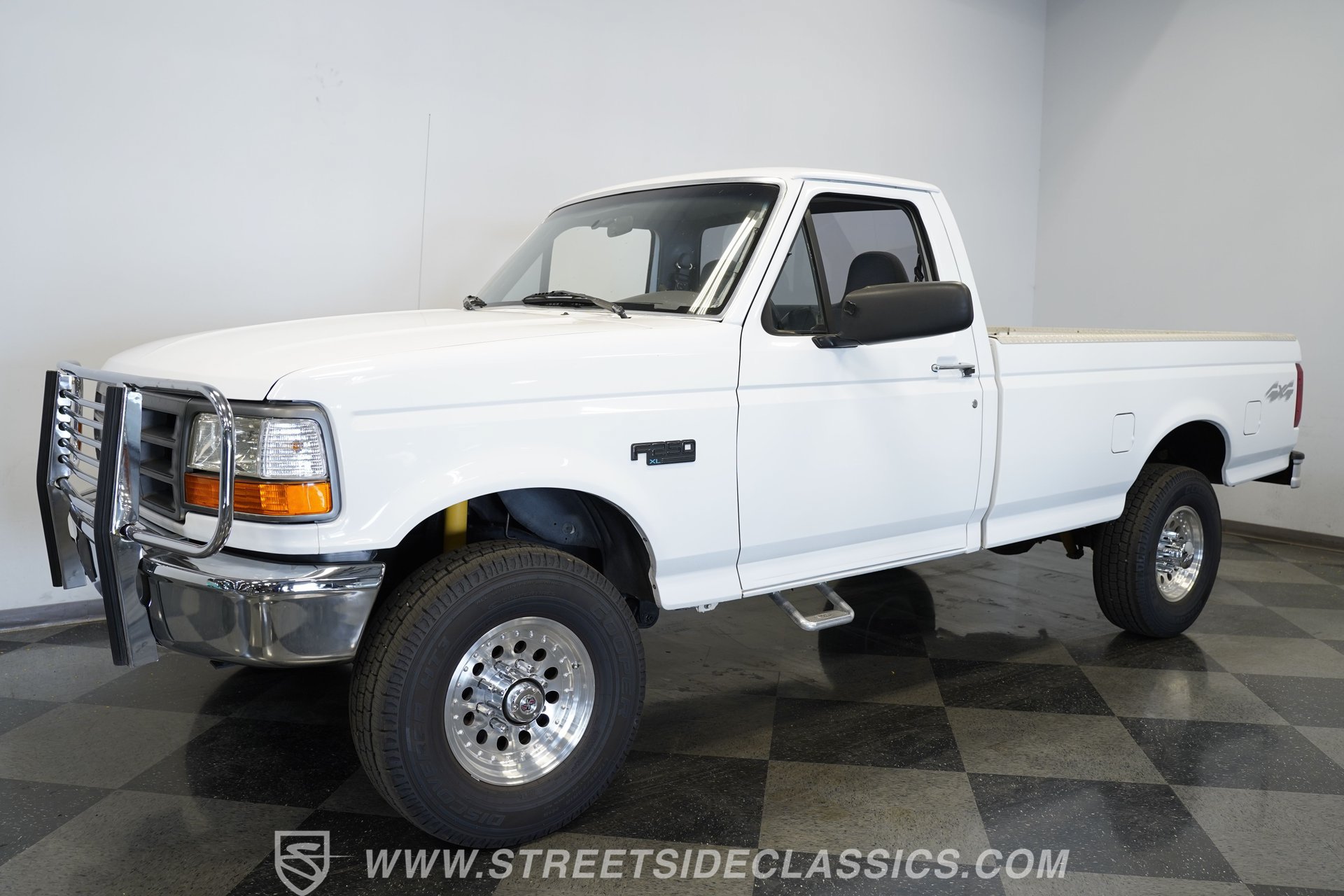 Used 1996 Ford F250 4x4 Regular Cab image 6