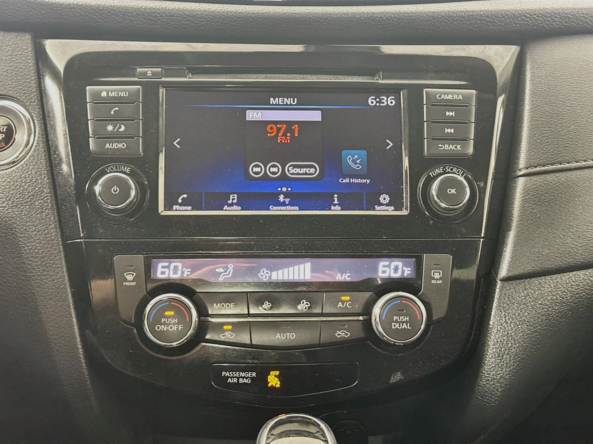 Used 2019 Nissan Rogue SV FWD image 23